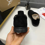 C - SNEAKERS
