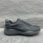 P - SNEAKERS