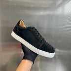 C - SNEAKERS