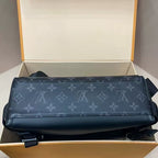 Fashionable and Trendy Messenger Bag