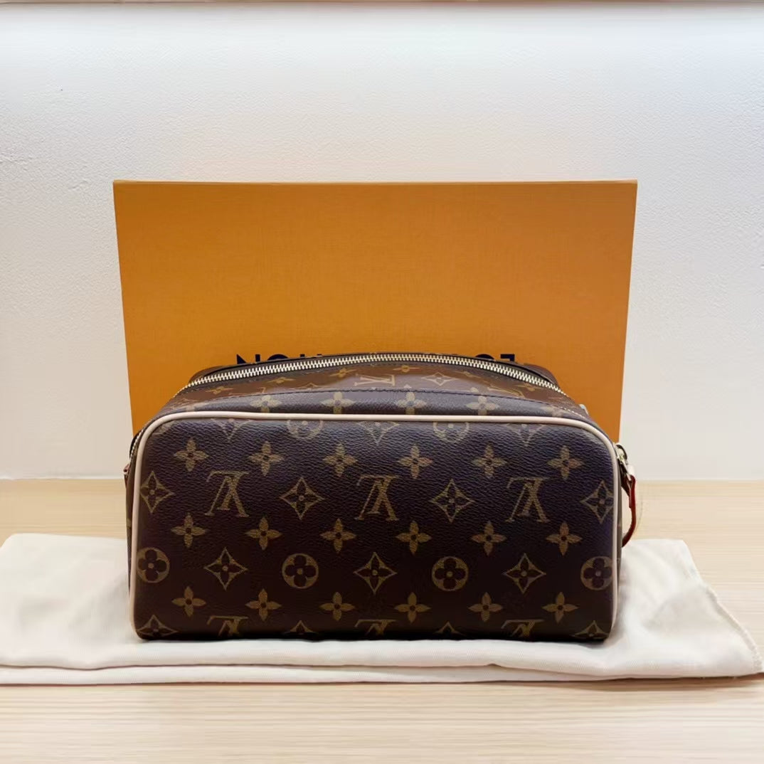 Premium Cosmetic Bag-01
