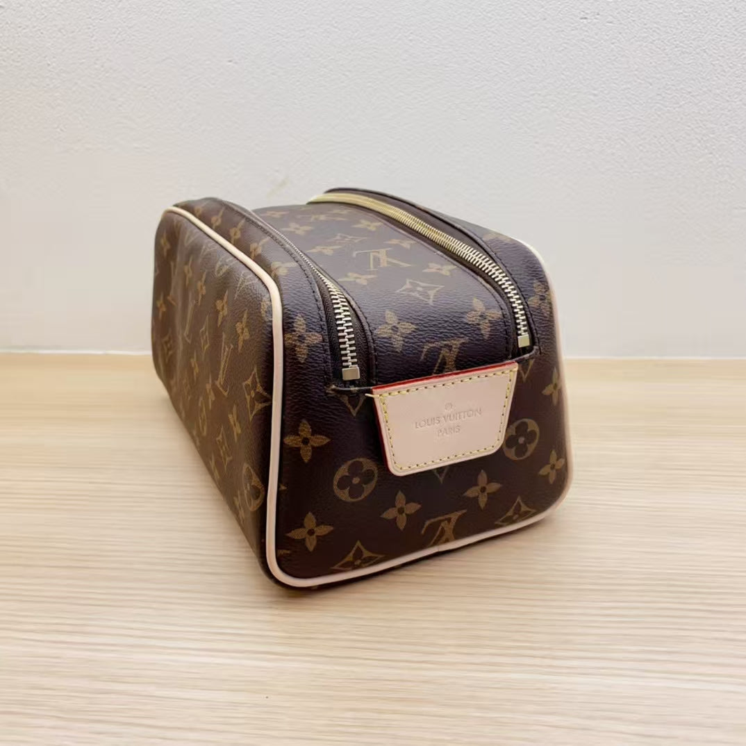 Premium Cosmetic Bag-01
