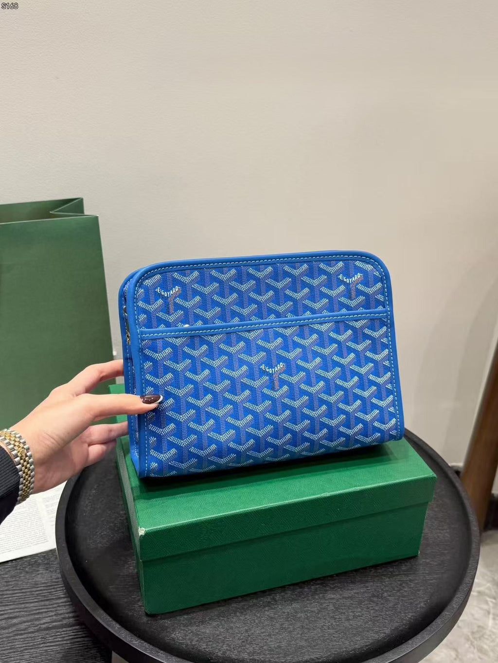 Essential clutch bag for men