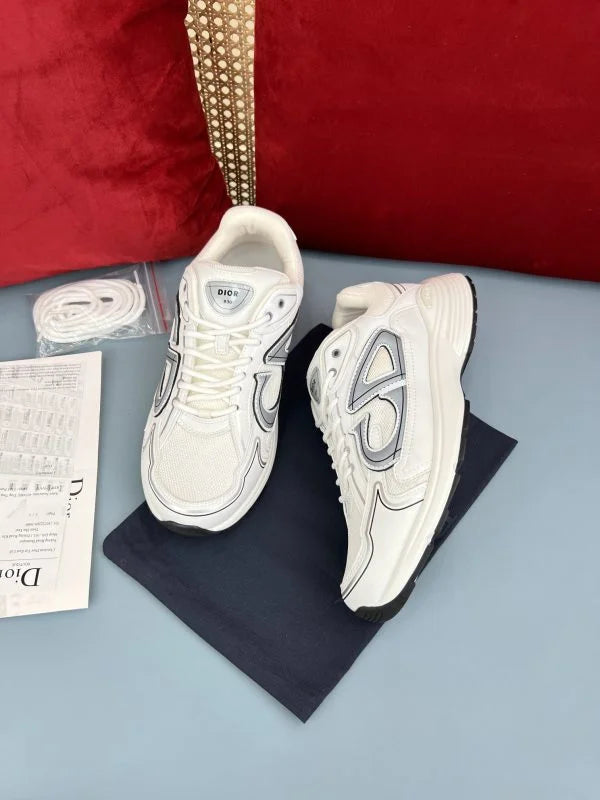 THIRTY - SNEAKERS