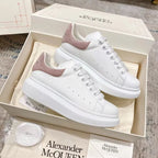 A - SNEAKERS
