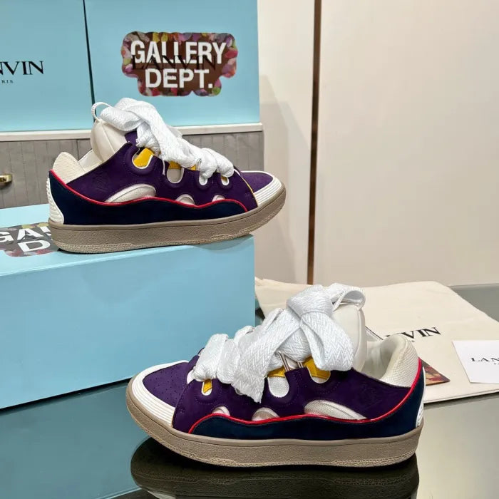 L - SNEAKERS