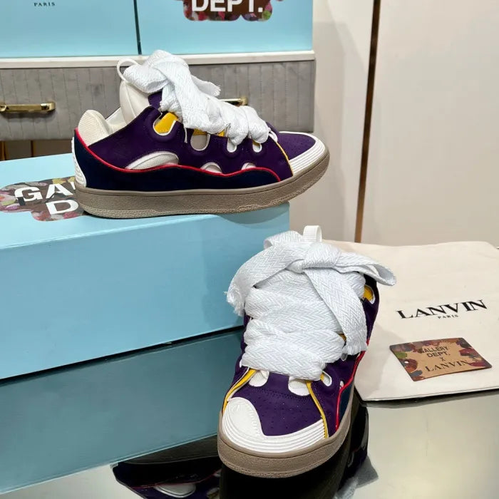 L - SNEAKERS