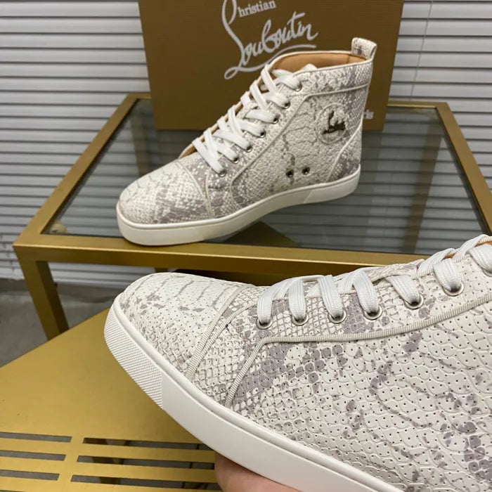 C - SNEAKERS