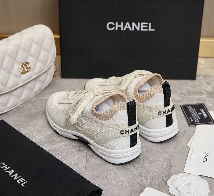 C - SNEAKERS