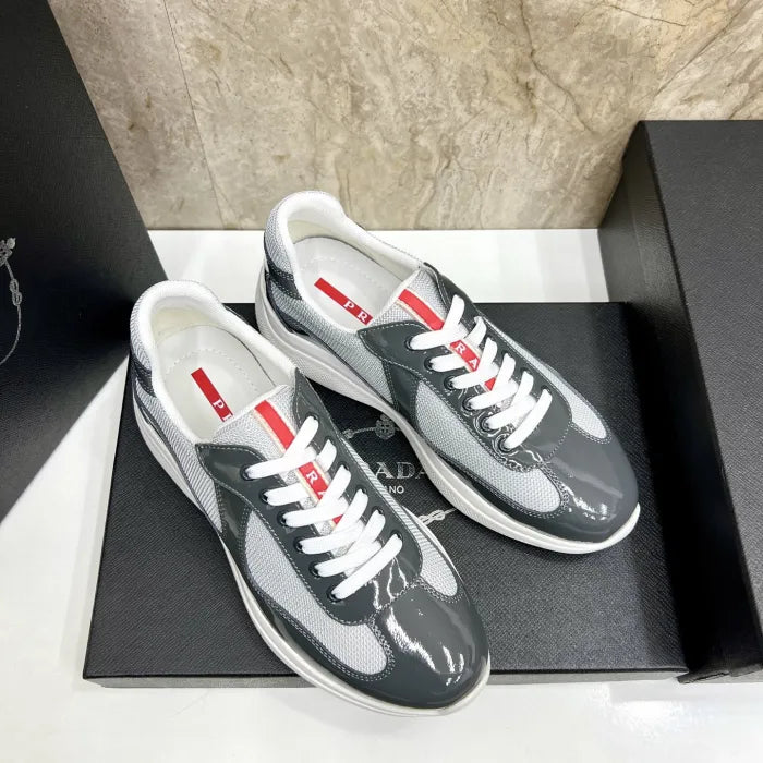 P - SNEAKERS