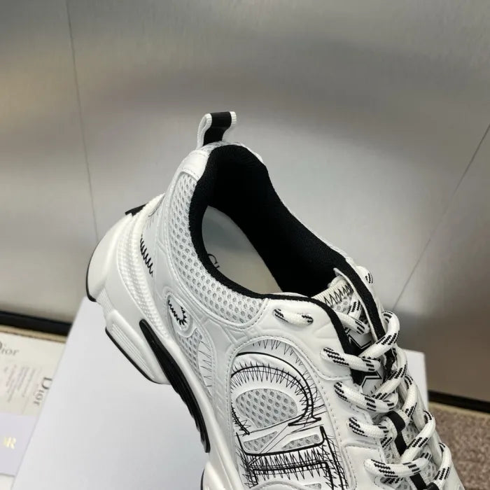 D - SNEAKERS
