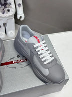 P - SNEAKERS