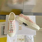 D - SNEAKERS