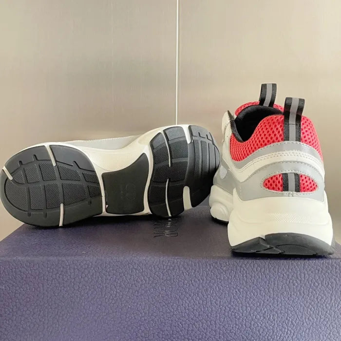 D - SNEAKERS