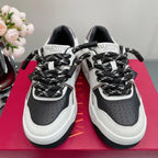 V - SNEAKERS