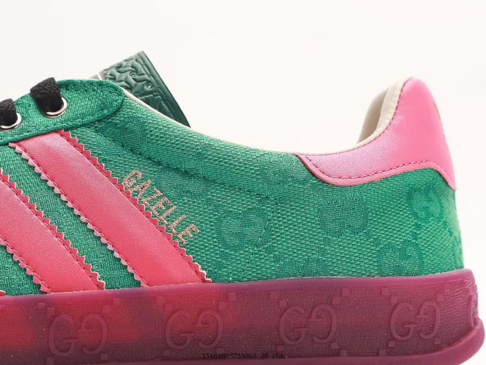 SNEAKERS 21