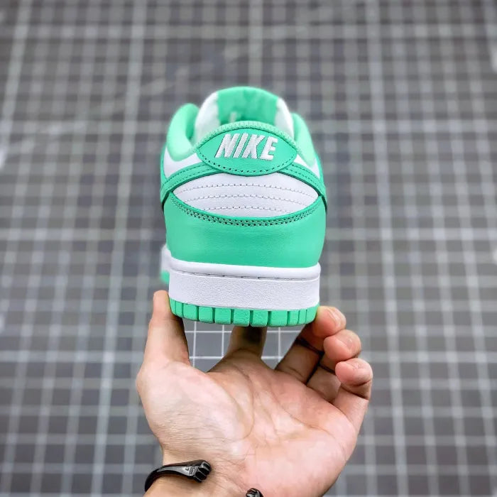 N - SNEAKERS
