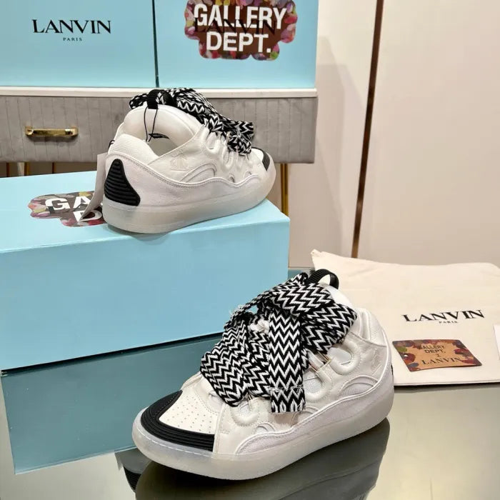 L - SNEAKERS