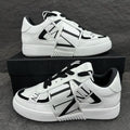 V - SNEAKERS