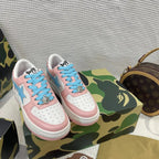 B - SNEAKERS