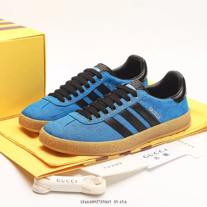 SNEAKERS 21