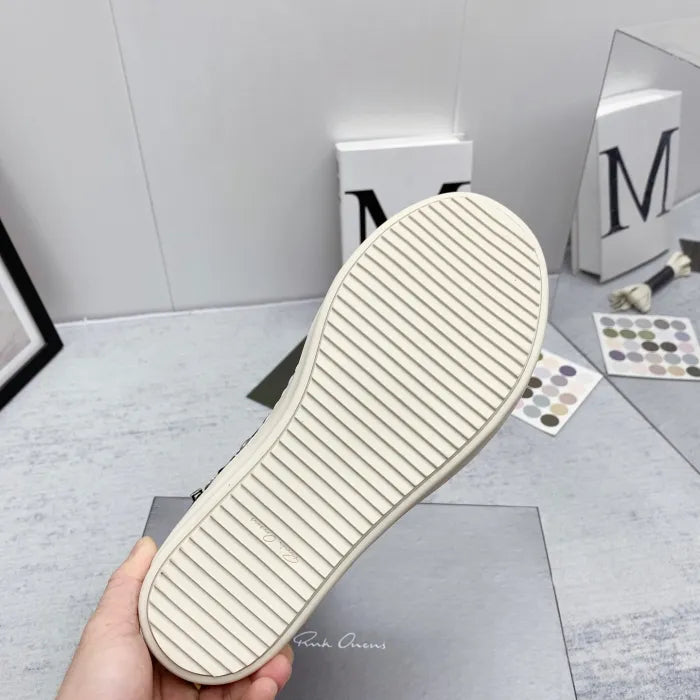 R  - SNEAKERS