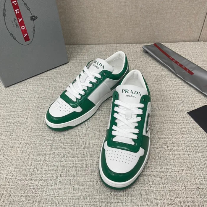 P - SNEAKERS