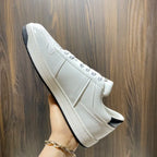 P - SNEAKERS