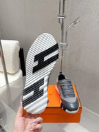 H - SNEAKERS