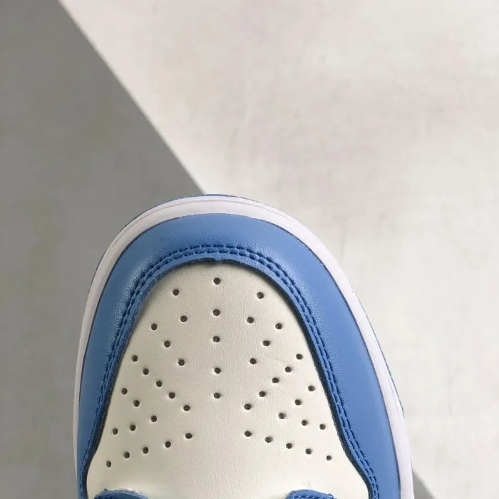 N - SNEAKERS